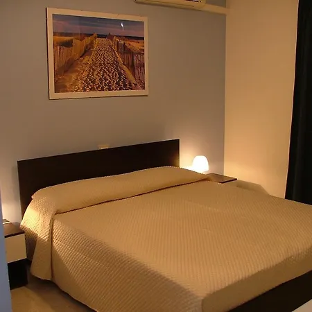 Bed and Breakfast Hibiscus 3*