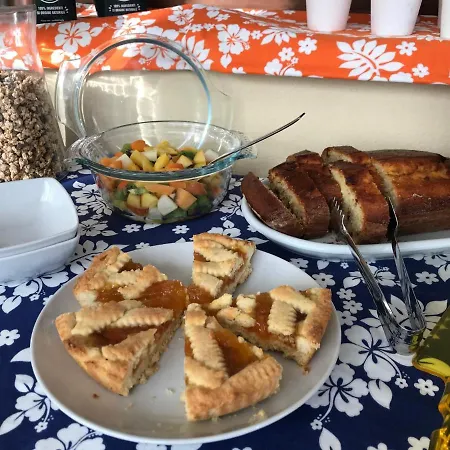 Couette-café Hibiscus 3*