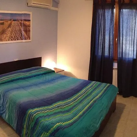 Hibiscus 3* Capoterra