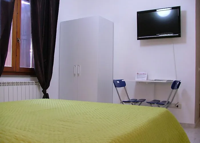 Hibiscus Oda ve Kahvaltı 3*